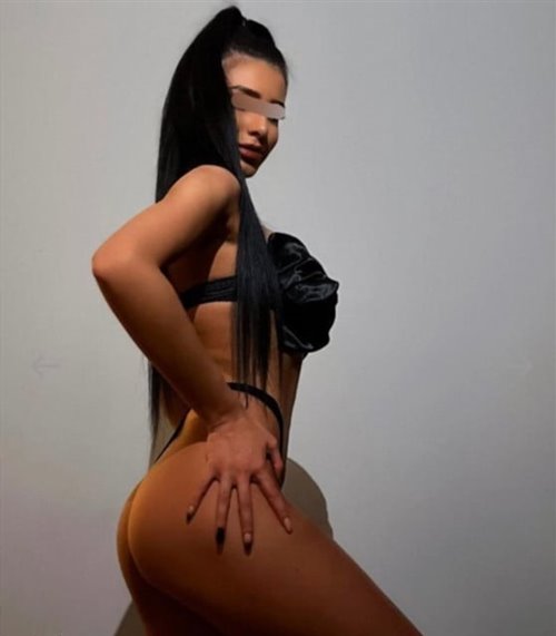 Escort Kensey, Milano id2768